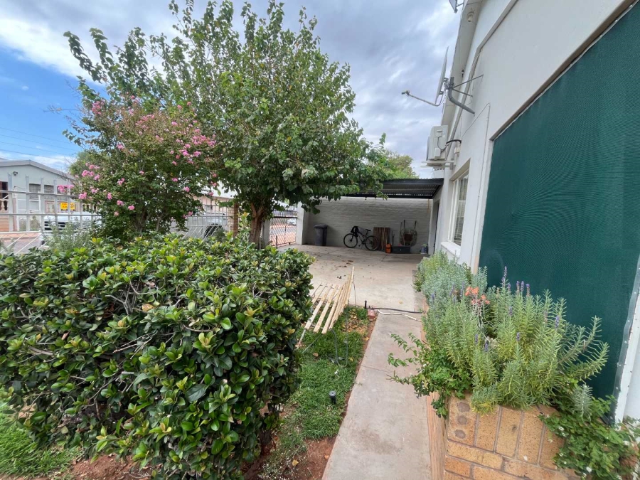 3 Bedroom Property for Sale in Die Rand Northern Cape